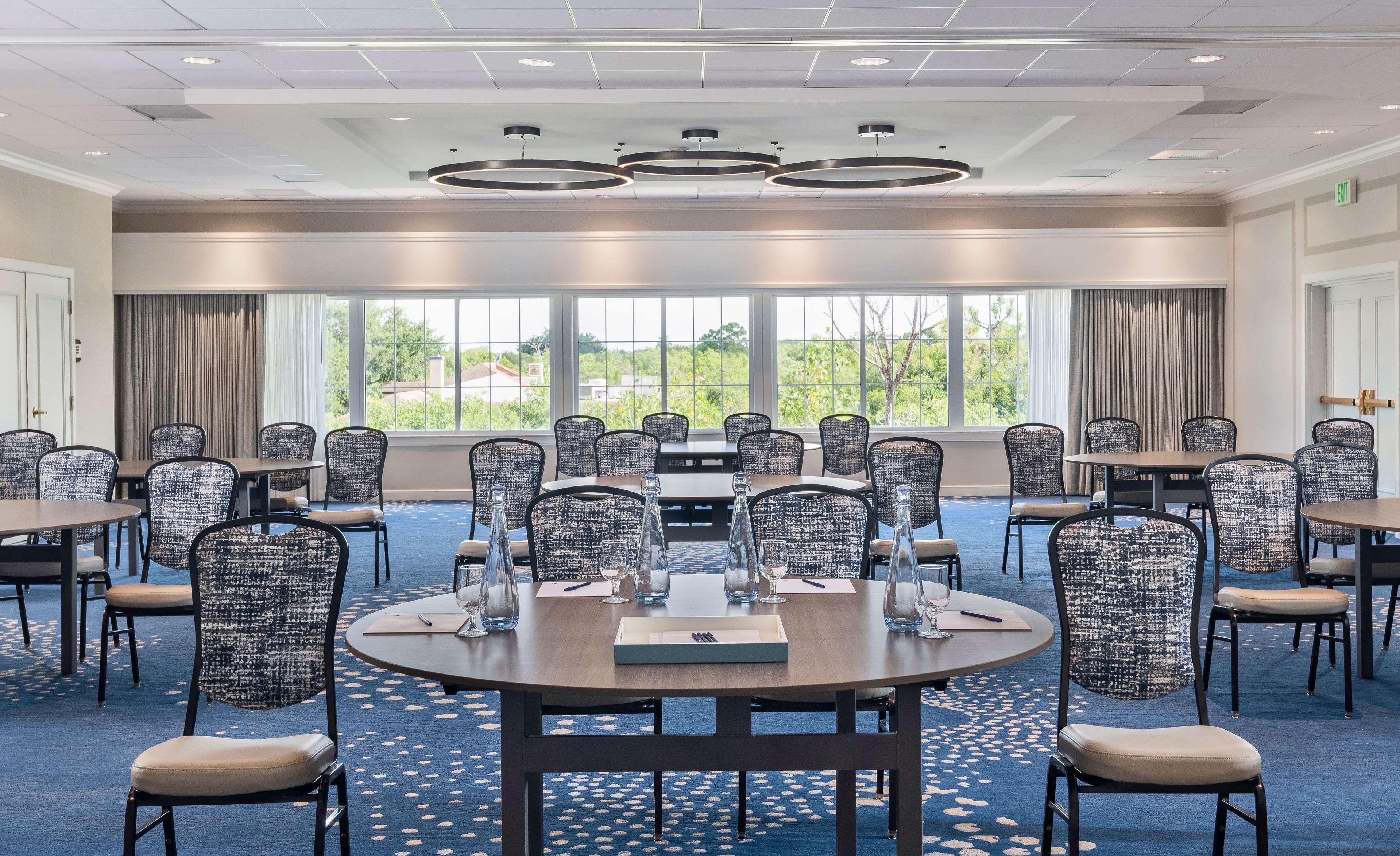 Doubletree Suites By Hilton Naples Naples Park Bagian luar foto