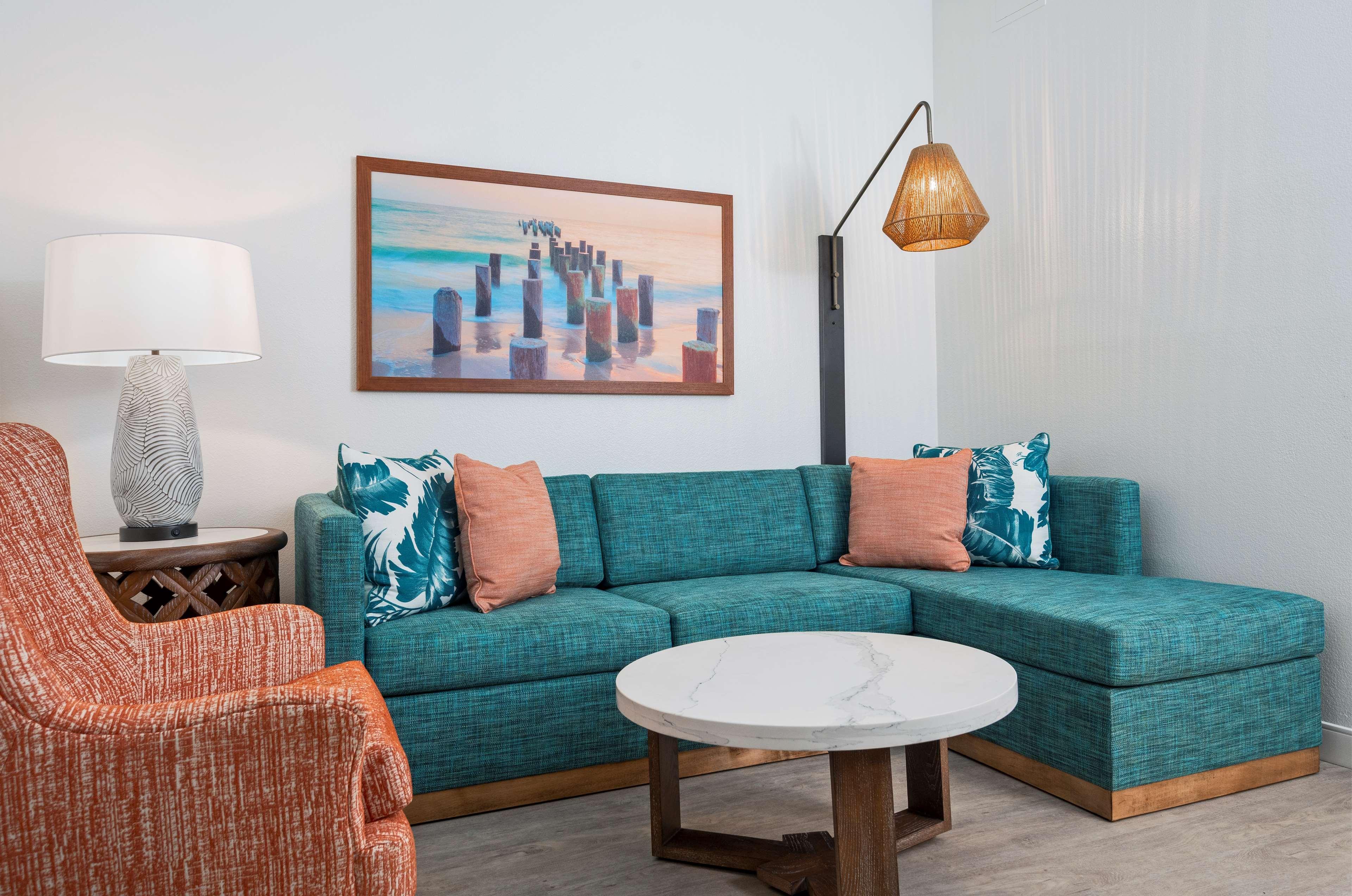 Doubletree Suites By Hilton Naples Naples Park Bagian luar foto