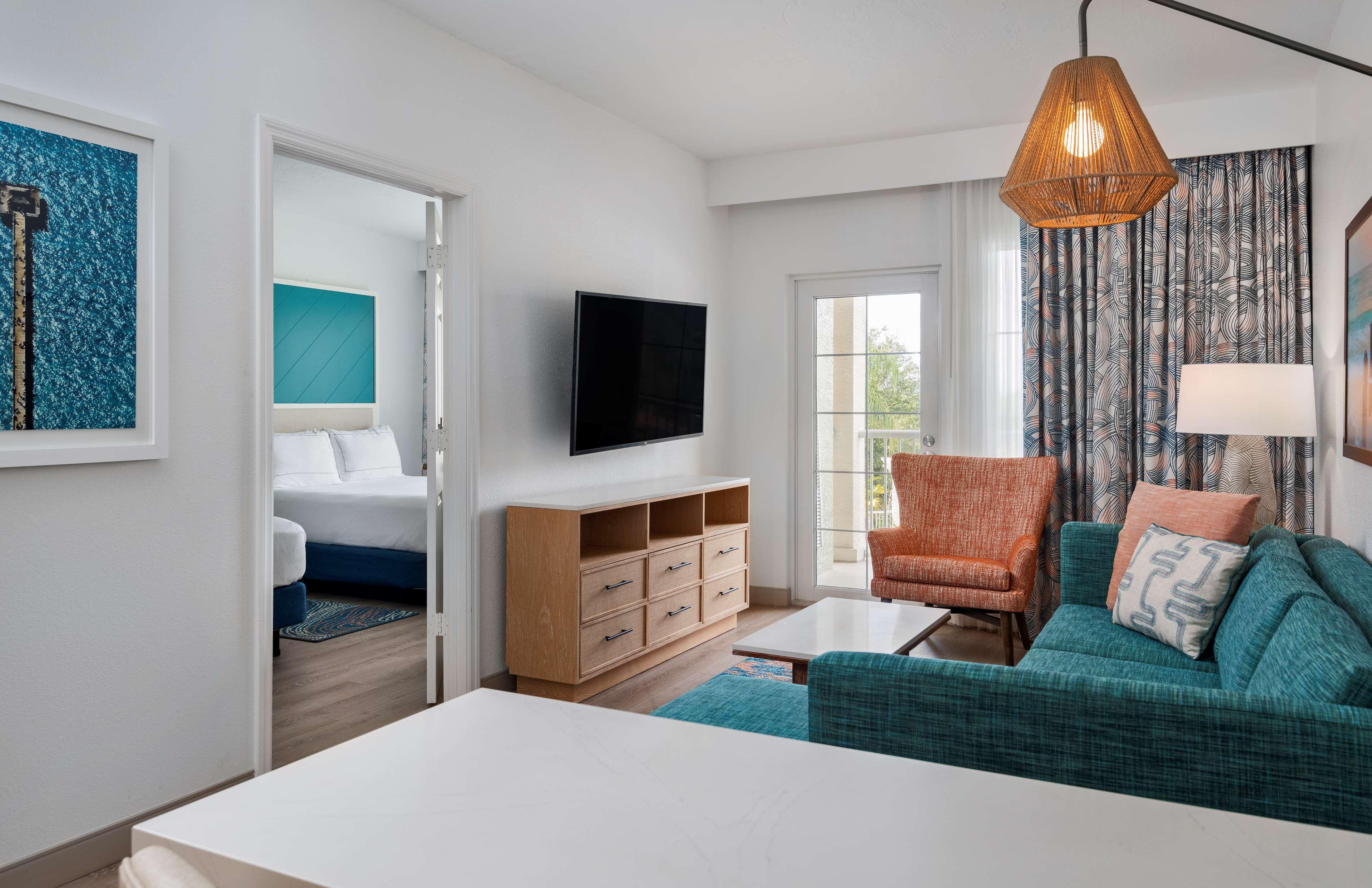 Doubletree Suites By Hilton Naples Naples Park Bagian luar foto