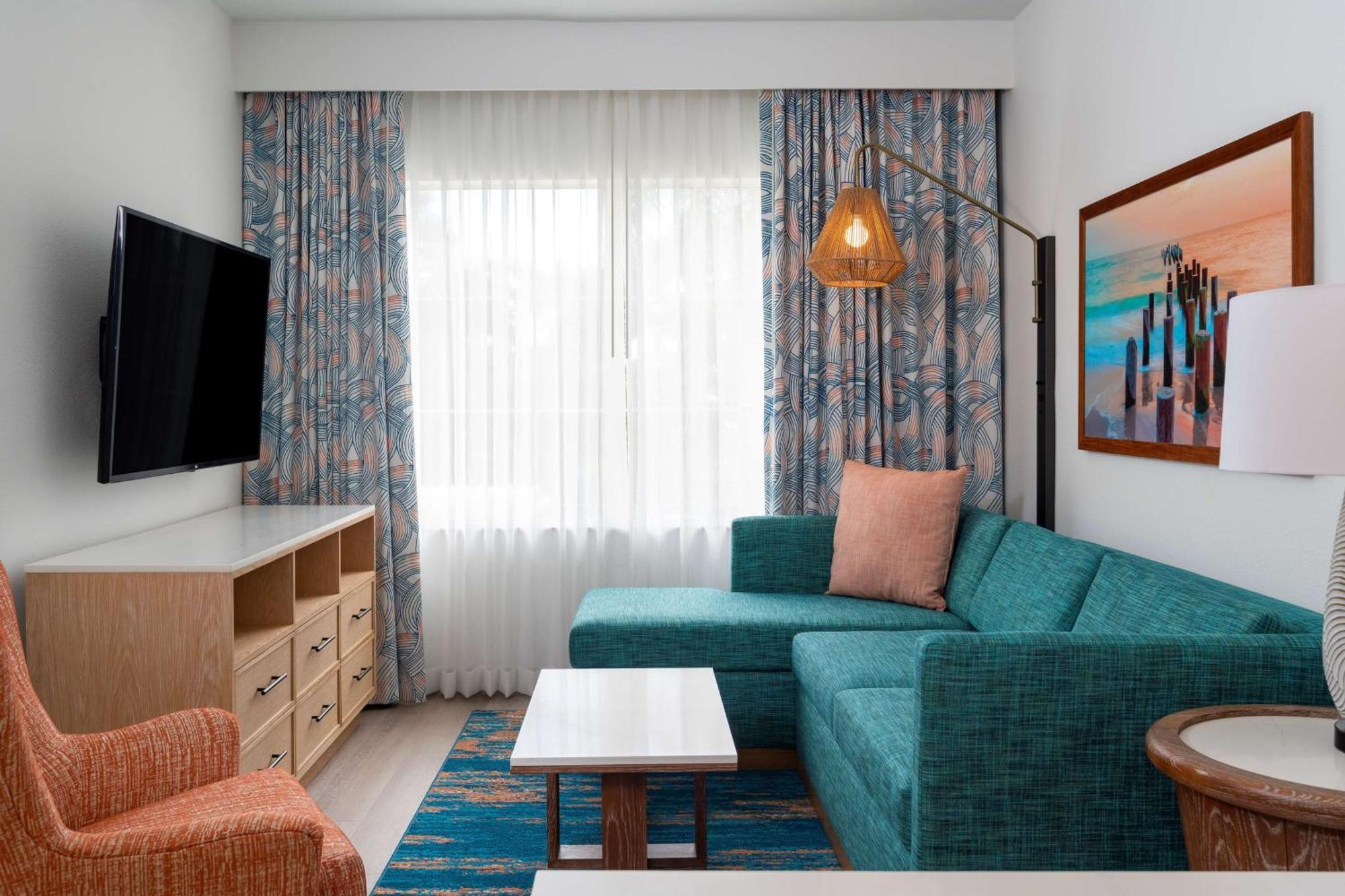 Doubletree Suites By Hilton Naples Naples Park Bagian luar foto