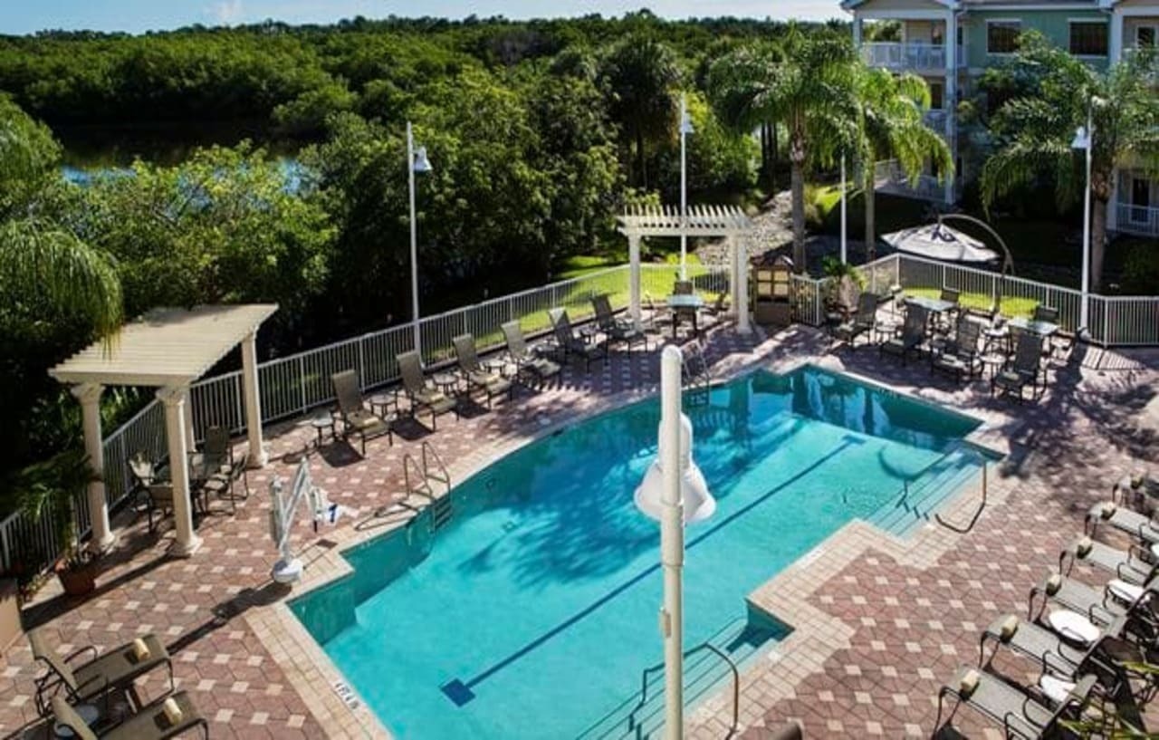 Doubletree Suites By Hilton Naples Naples Park Bagian luar foto