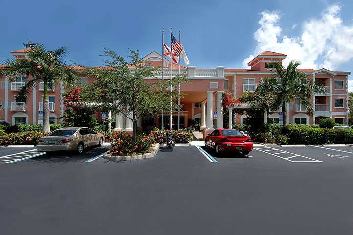 Doubletree Suites By Hilton Naples Naples Park Bagian luar foto